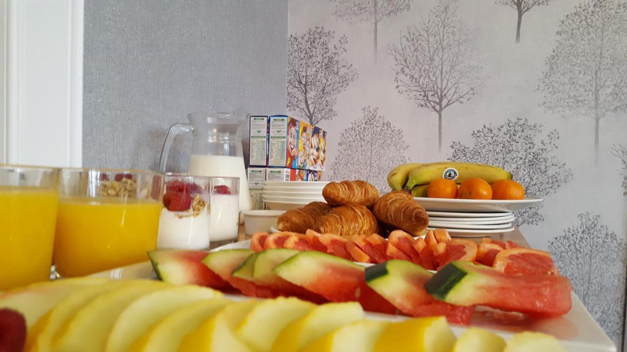 Mcinnes House Rooms With Breakfast Кингъси Екстериор снимка